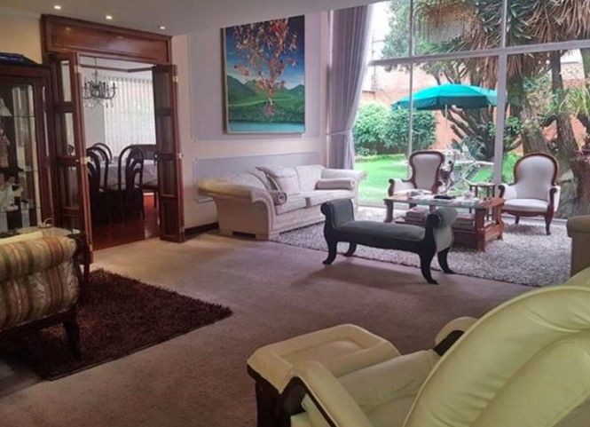 Casa en venta en San Patricio, Bogotá · foto 3 de 16