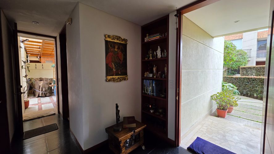 Casa de 4 alcobas en venta en Fonquetá, Chía, 296 m² · foto 2 de 24