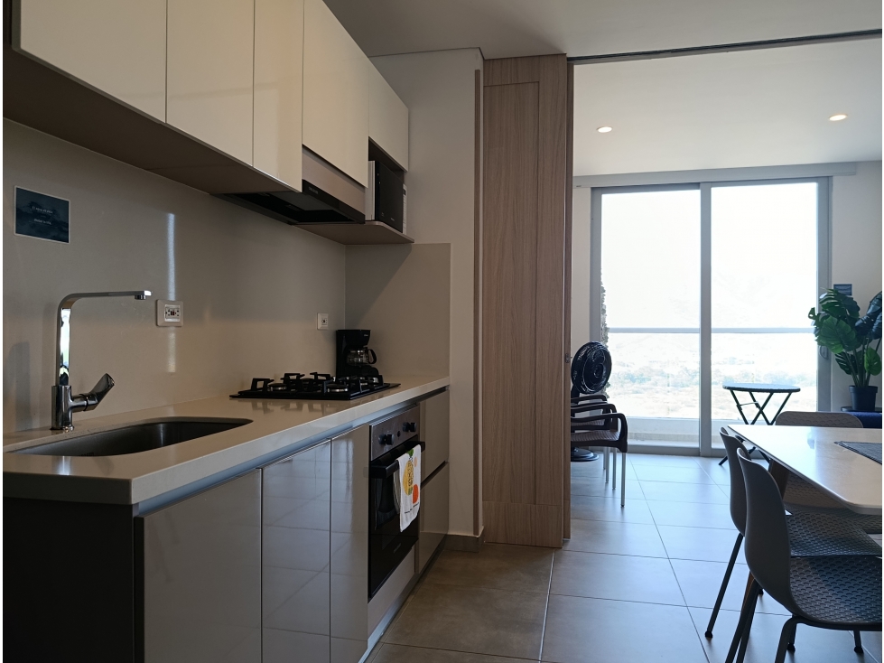 Apartamento en venta en Urbanizacion Salguero, Santa Marta · foto 2 de 24
