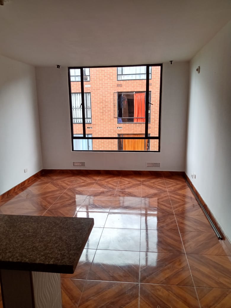 Apartamento en venta en Cr La Estancia Et Iii, Mosquera · foto 4 de 12