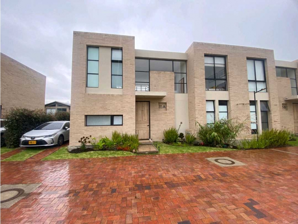 Casa en venta en Chuntame, Cajicá · foto 2 de 24