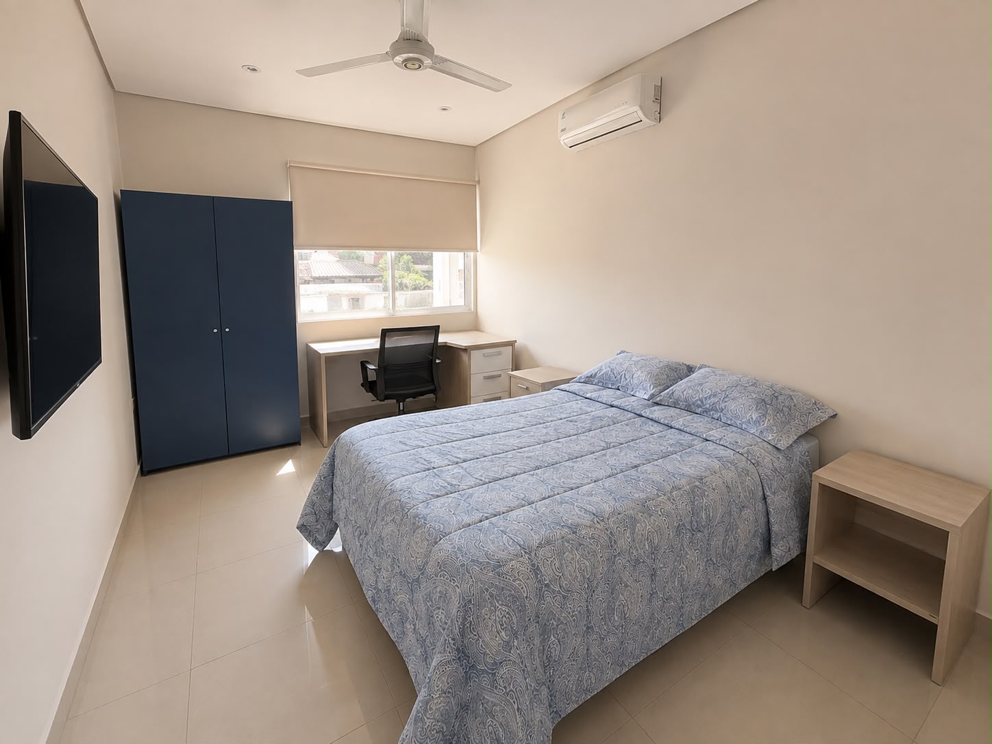 Alquilo hermoso y amplio duplex en zona privilegiada de Mburucuya — foto 3