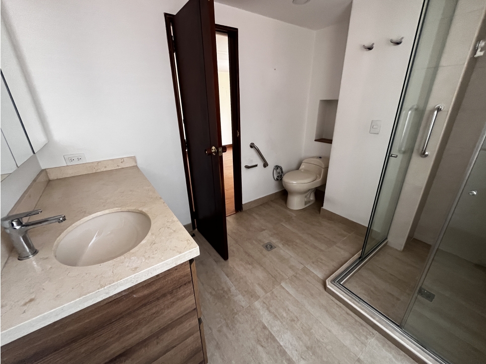 Apartamento en venta en Chico, Bogotá · foto 10 de 15