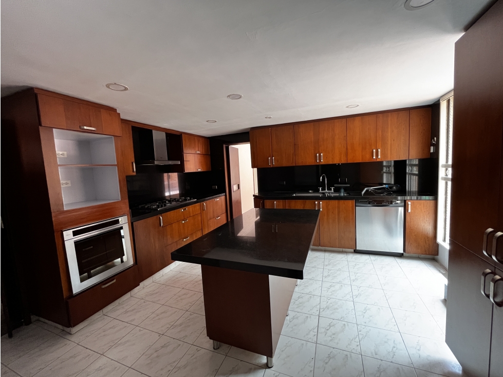 Apartamento en venta en Chico, Bogotá · foto 12 de 15