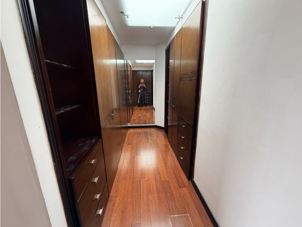 Apartamento en venta en Chicó Alto, Bogotá · foto 11 de 15