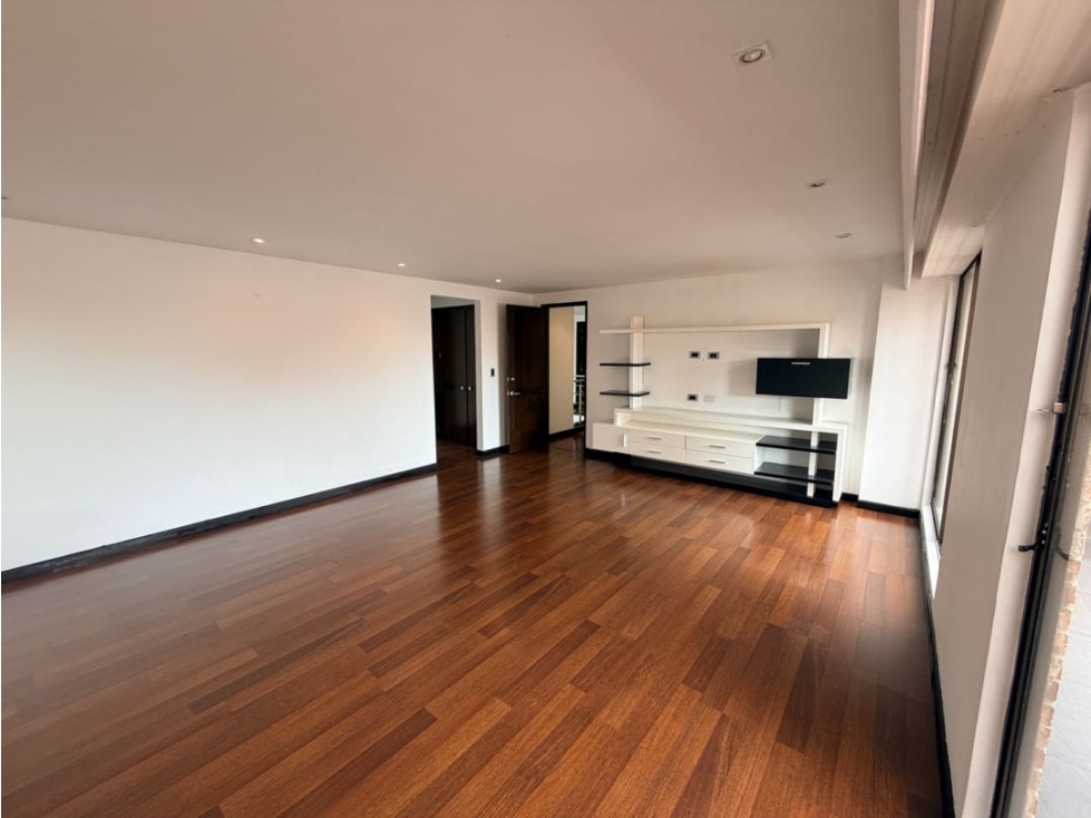 Apartamento en venta en Chicó Alto, Bogotá · foto 13 de 15