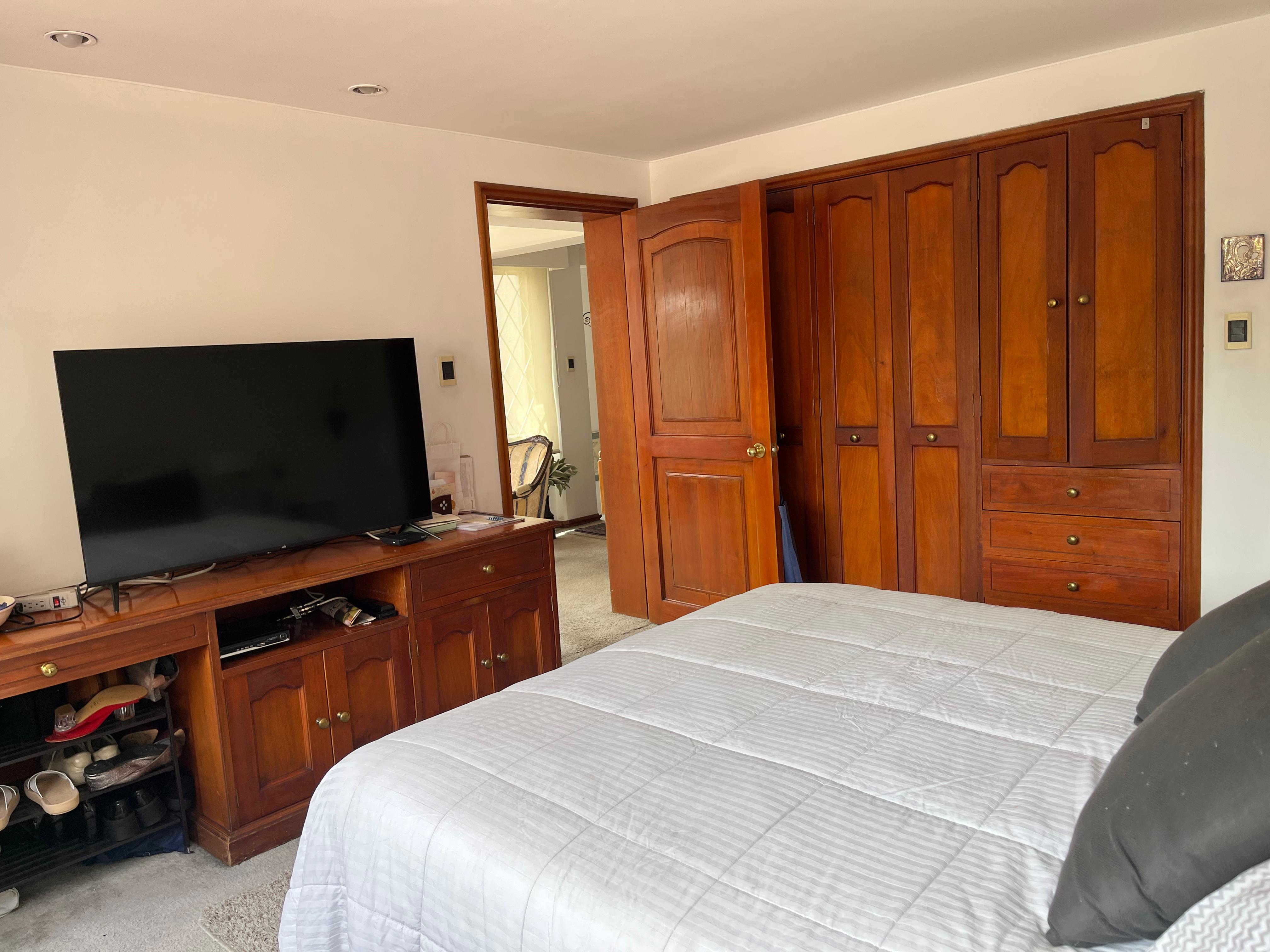 Casa en venta en Chicó Navarra, Bogotá · foto 11 de 13