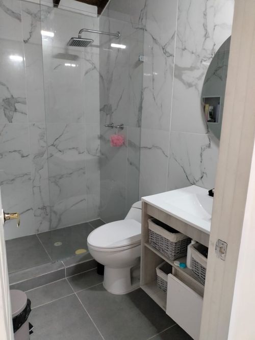 Apartamento de 5 alcobas en venta en El Poblado, Medellín, 105 m² · foto 5 de 24