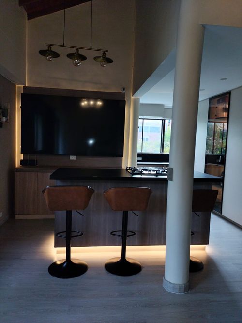 Apartamento de 5 alcobas en venta en El Poblado, Medellín, 105 m² · foto 6 de 24