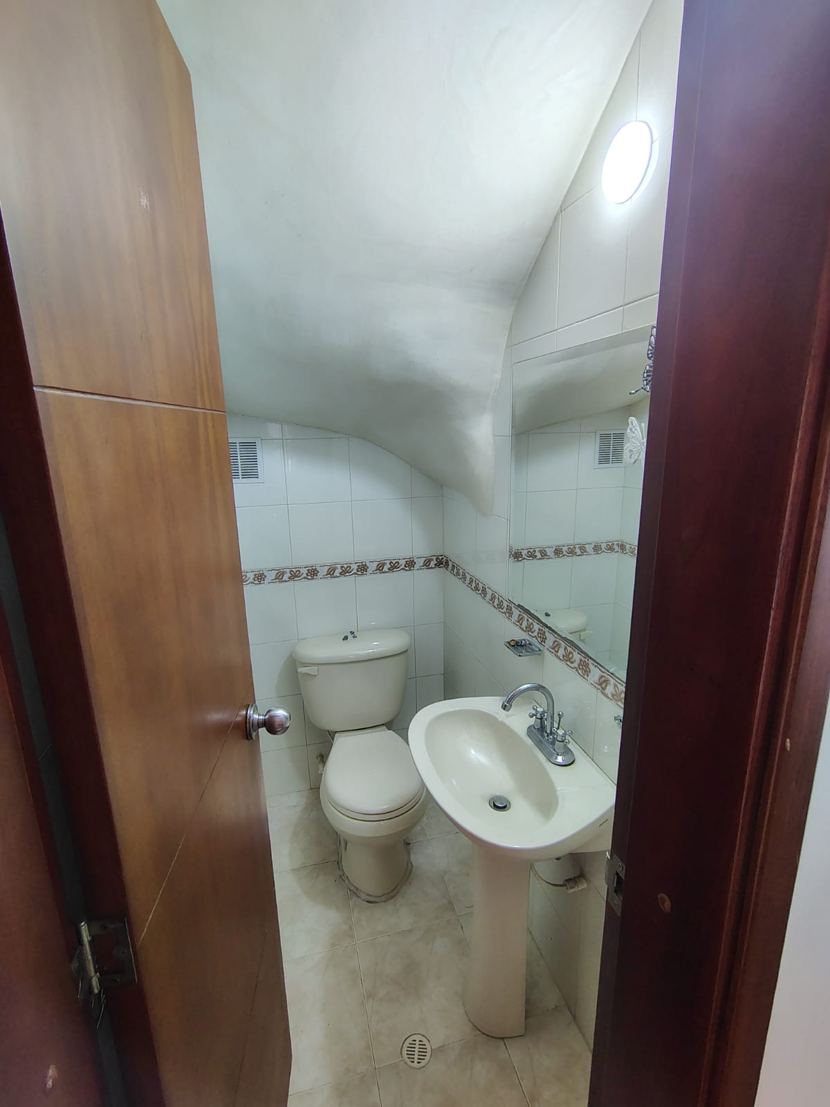 Casa en venta en Santa Lucia, Chía · foto 3 de 24