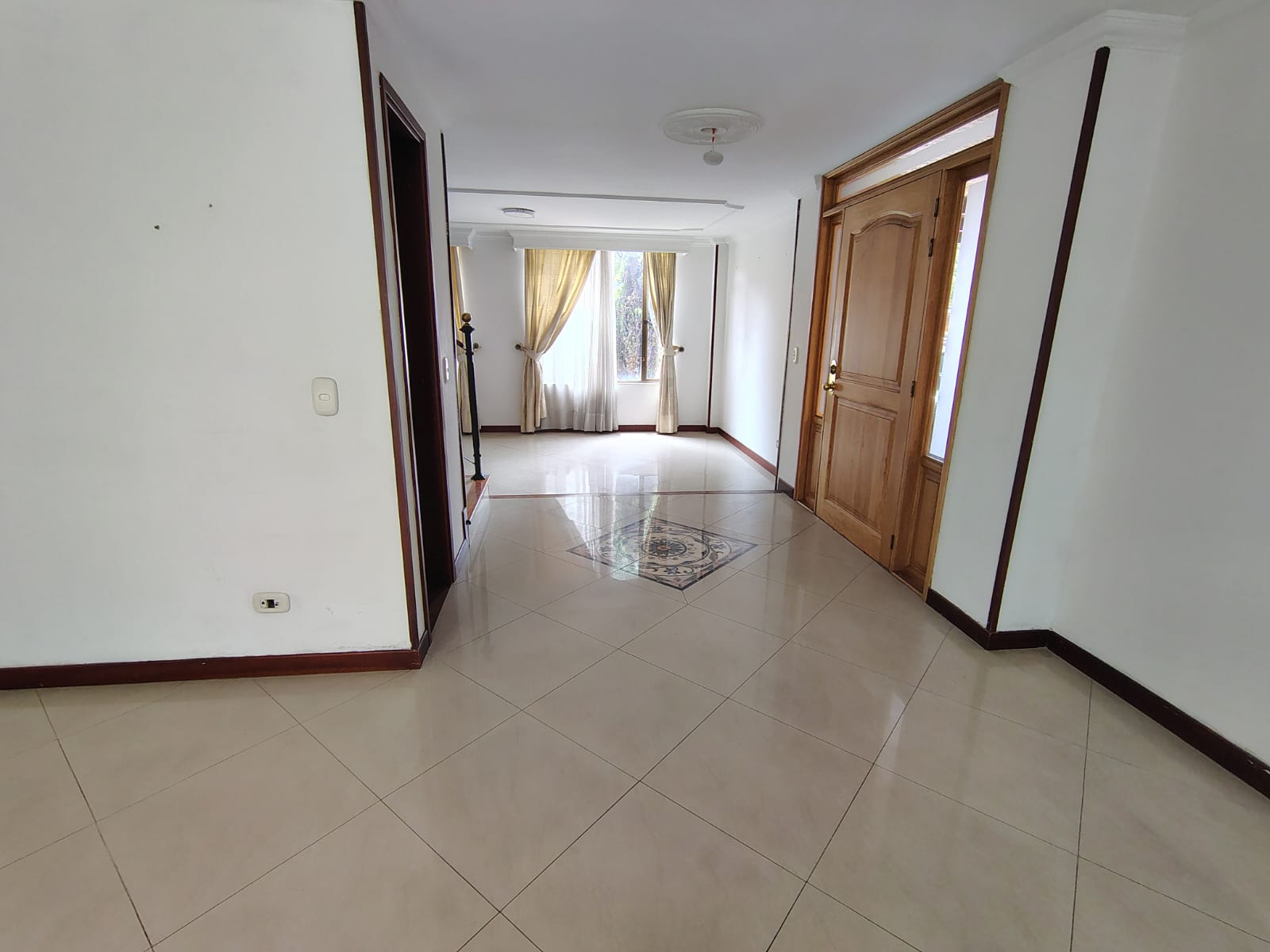 Casa en venta en Santa Lucia, Chía · foto 8 de 24