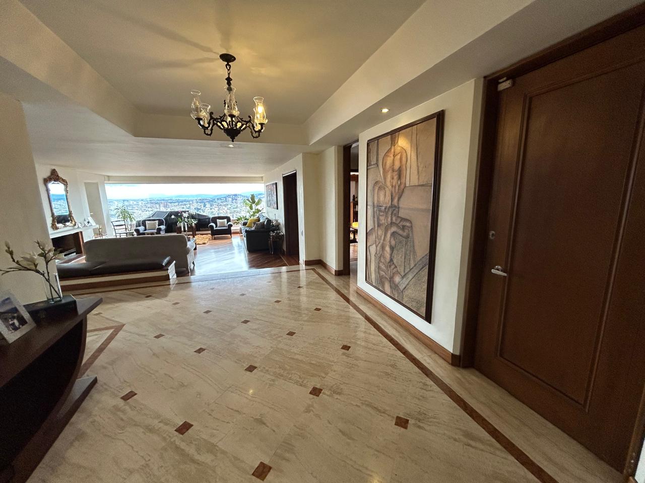 Apartamento en venta en El Refugio, Bogotá · foto 3 de 24