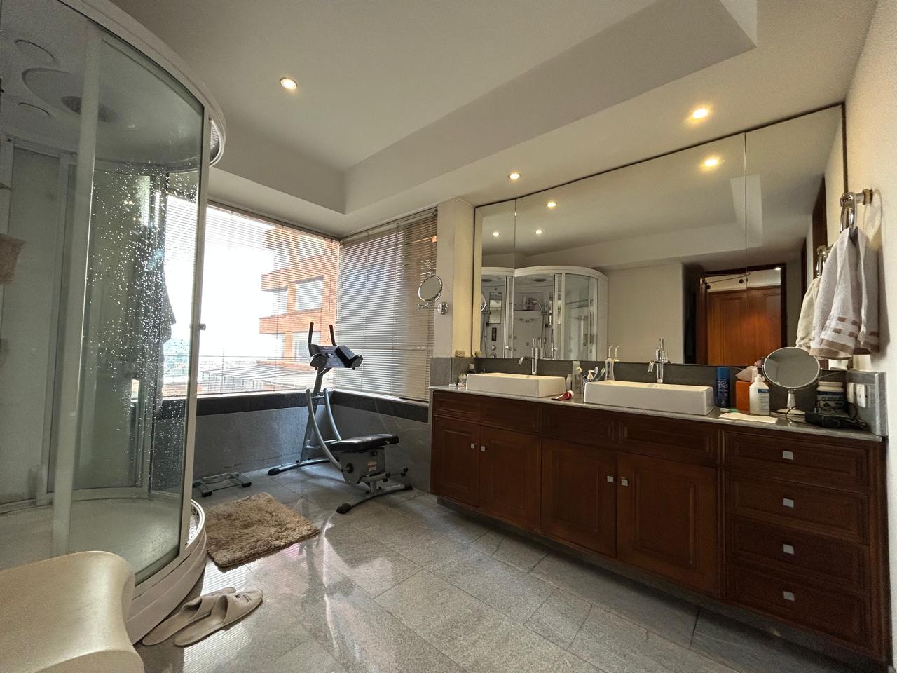 Apartamento en venta en El Refugio, Bogotá · foto 23 de 24