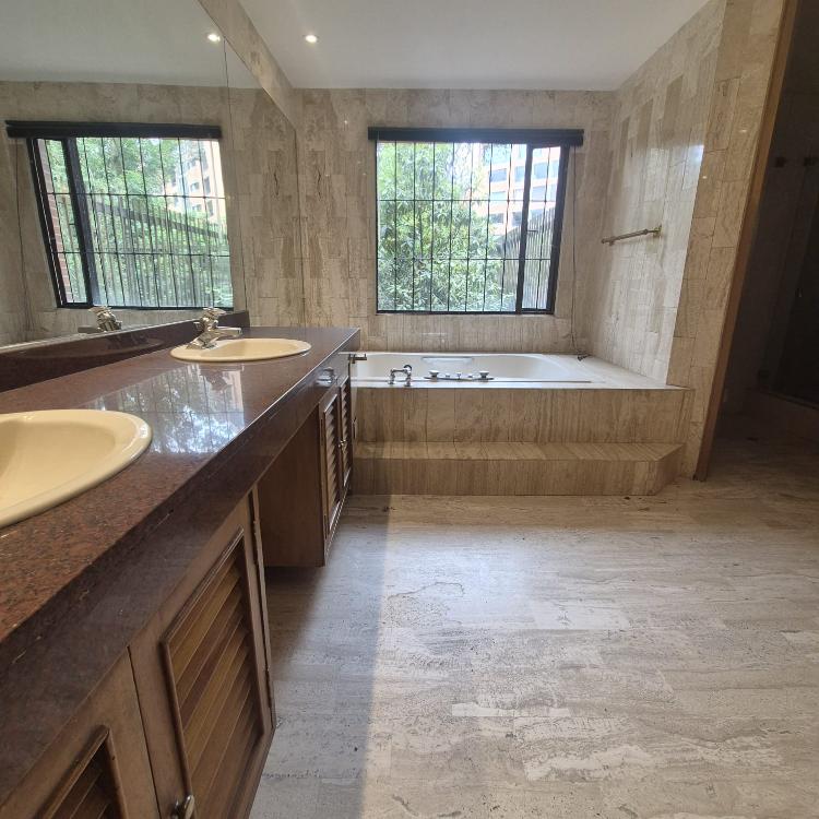 Apartamento en venta en Chapinero, Bogotá · foto 17 de 24