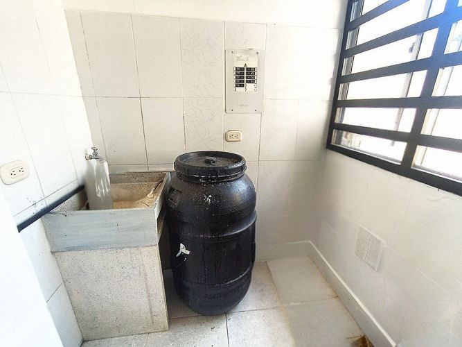 Apartamento de 3 alcobas en venta en Cr Okavango, Villavicencio, 56 m² · foto 5 de 11