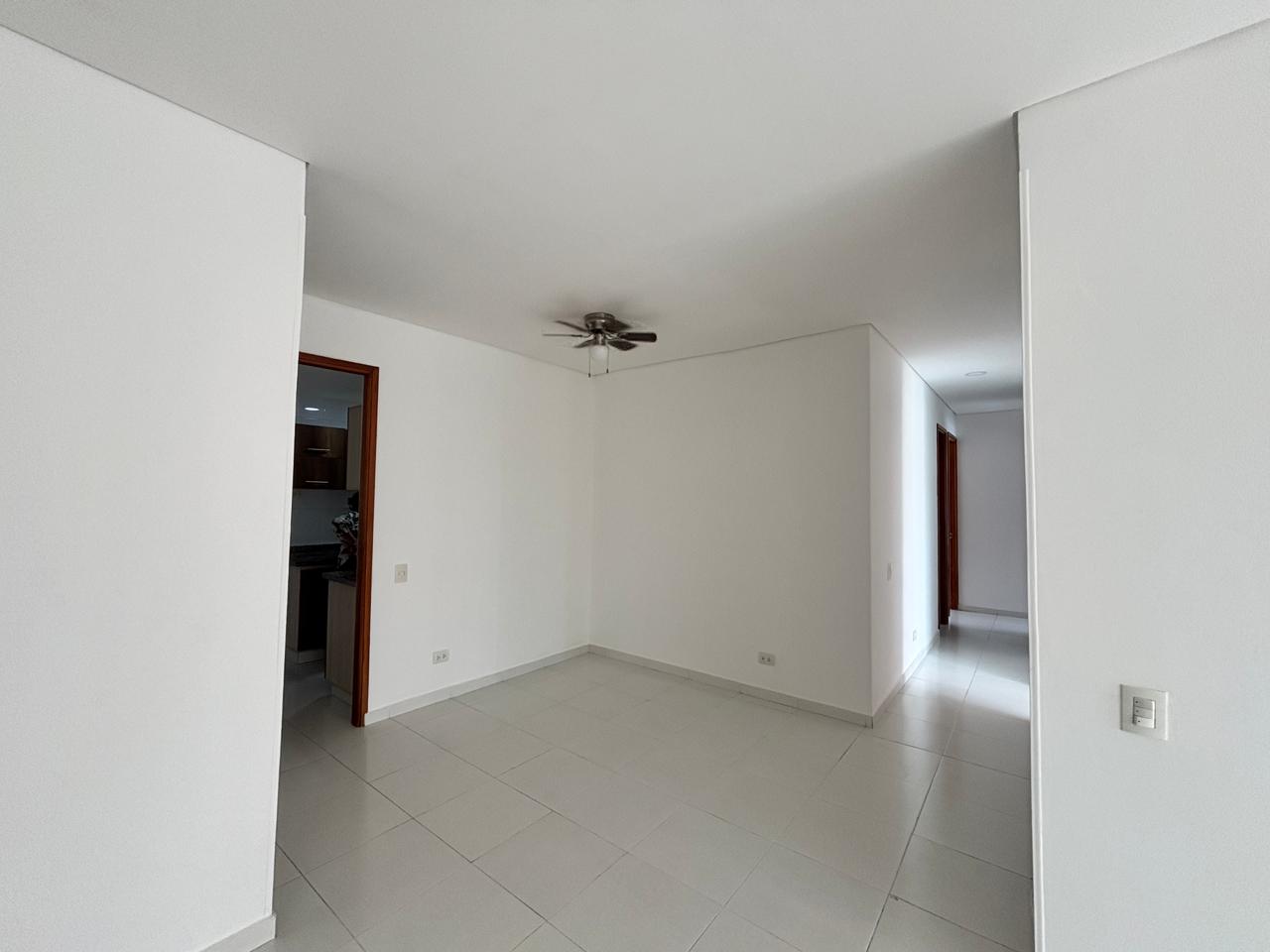 Apartamento en venta en Manga, Cartagena · foto 3 de 24