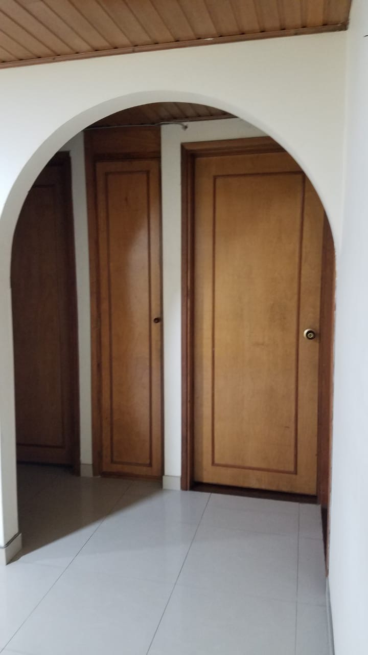 Apartamento en venta en Alhambra, Bogotá · foto 10 de 13