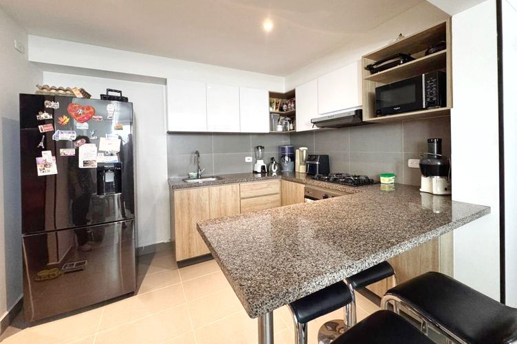 Apartamento en venta en El Redil, Bogotá · foto 3 de 18