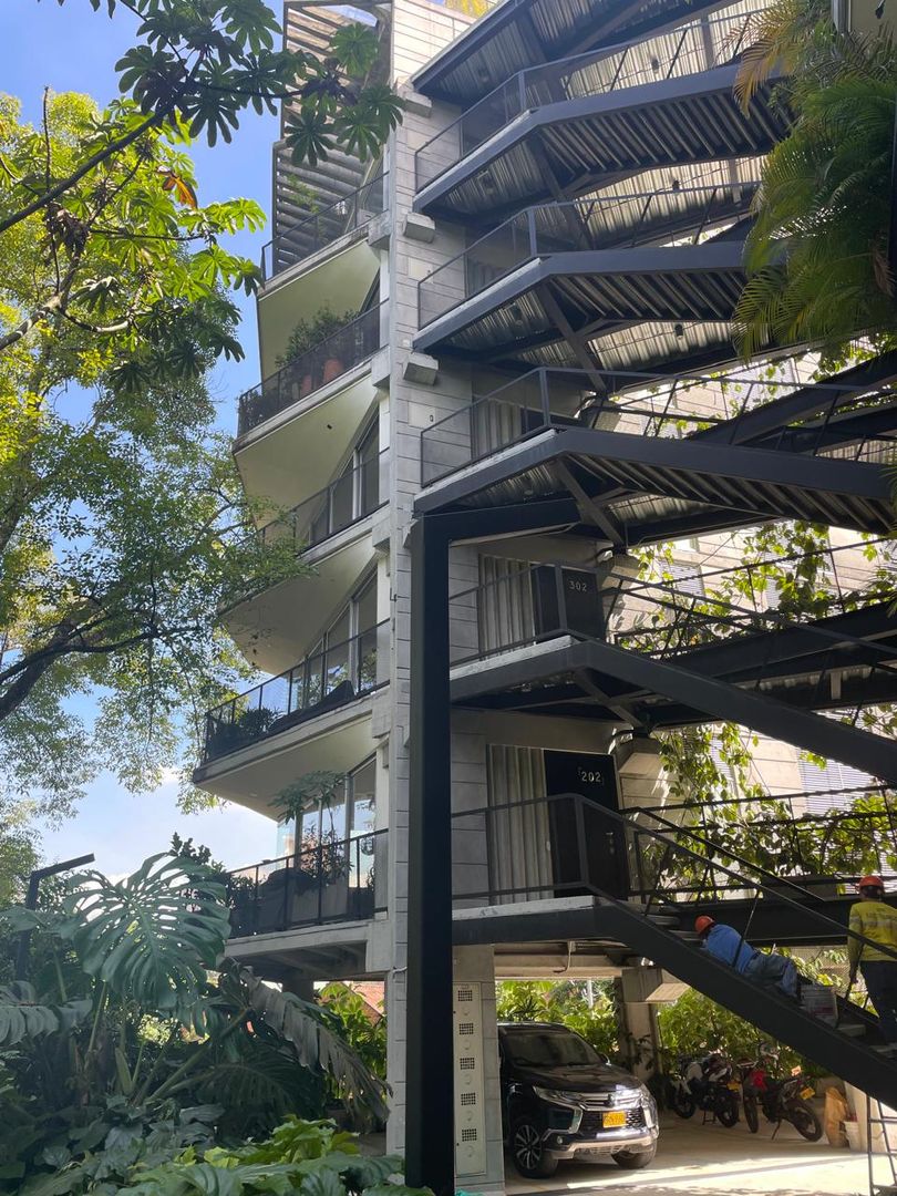 Apartamento en venta en El Poblado, Medellín · foto 2 de 7