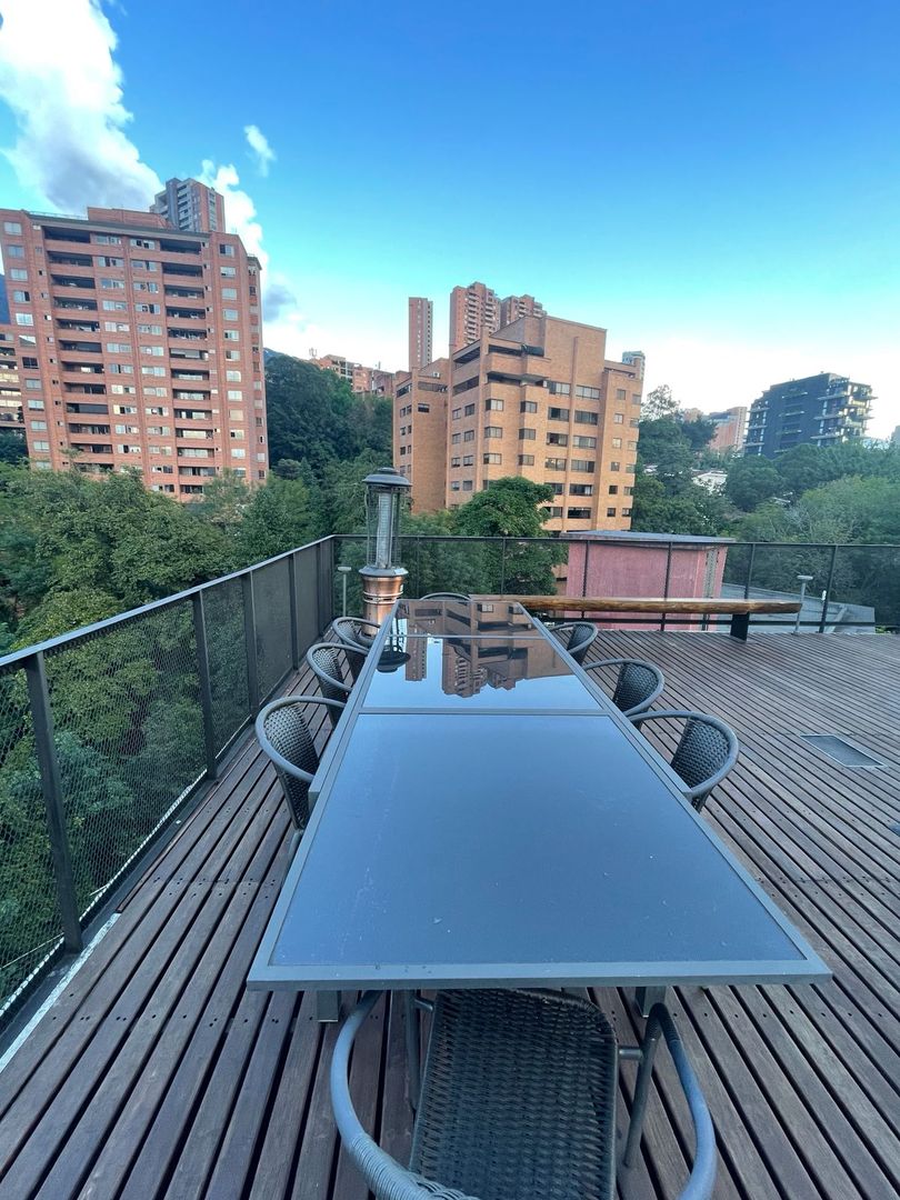 Apartamento en venta en El Poblado, Medellín · foto 4 de 7