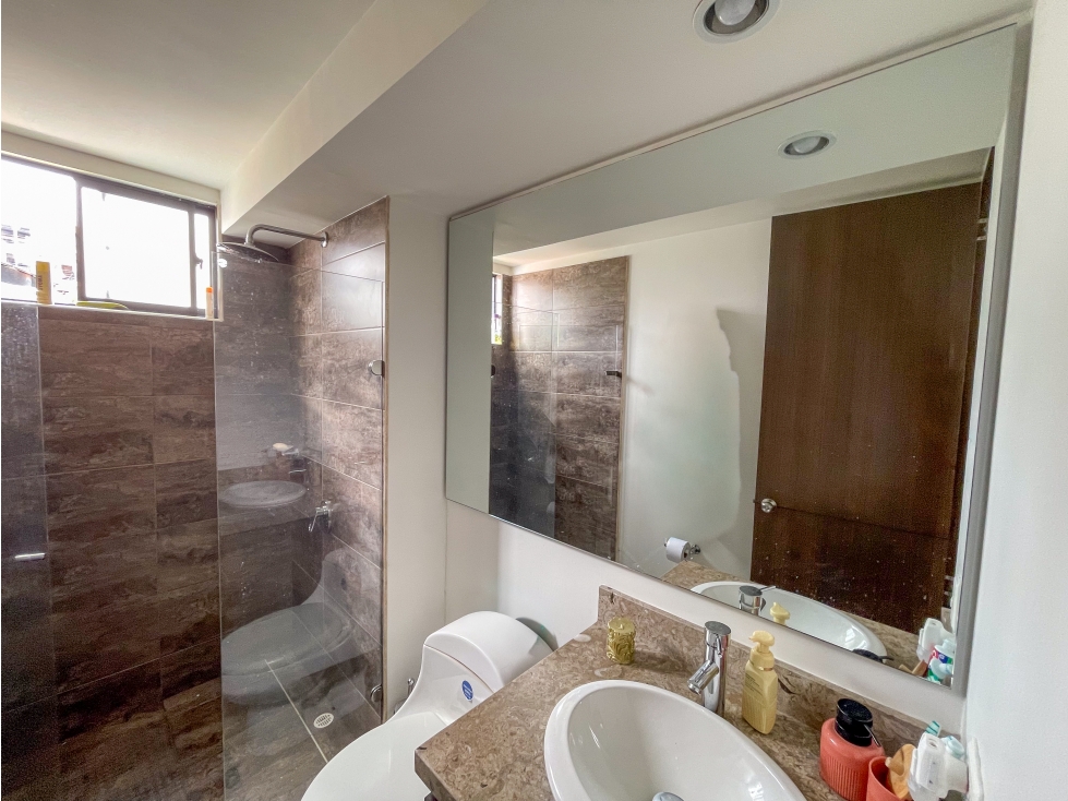 Apartamento en venta en Britalia, Bogotá · foto 10 de 16