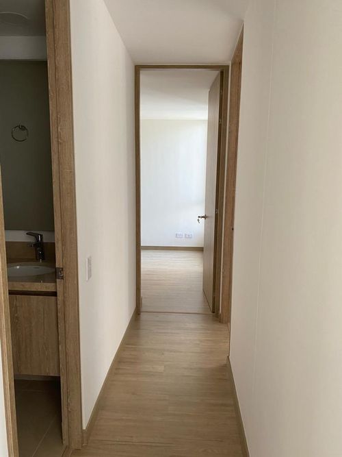 Apartamento de 2 alcobas en venta en Santa Lucia, Chía, 58 m² · foto 7 de 18