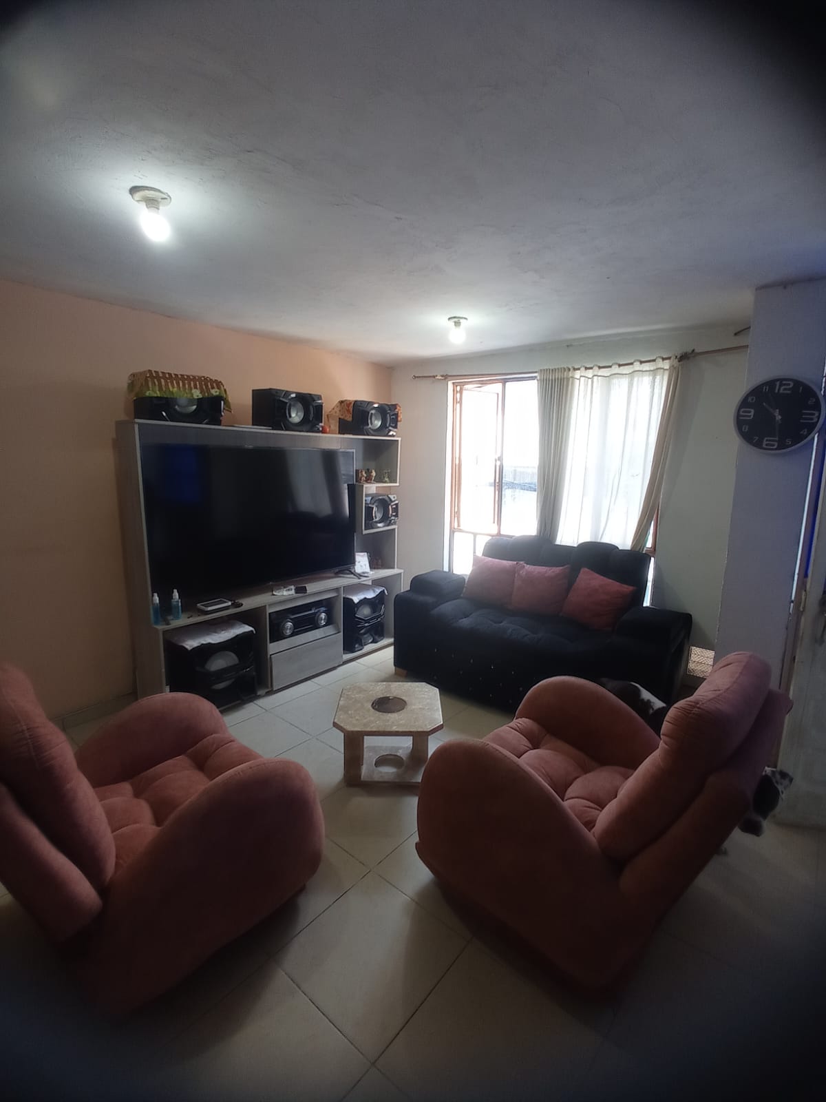 Casa en venta en Villa Andrea, Bogotá · foto 2 de 24