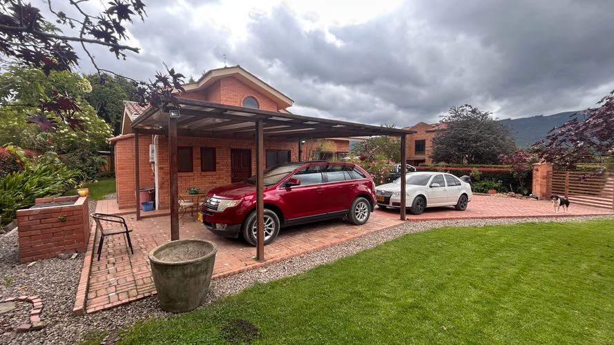 Casa de 4 alcobas en venta en Hacienda San Jose, Chía, 230 m² · foto 3 de 24