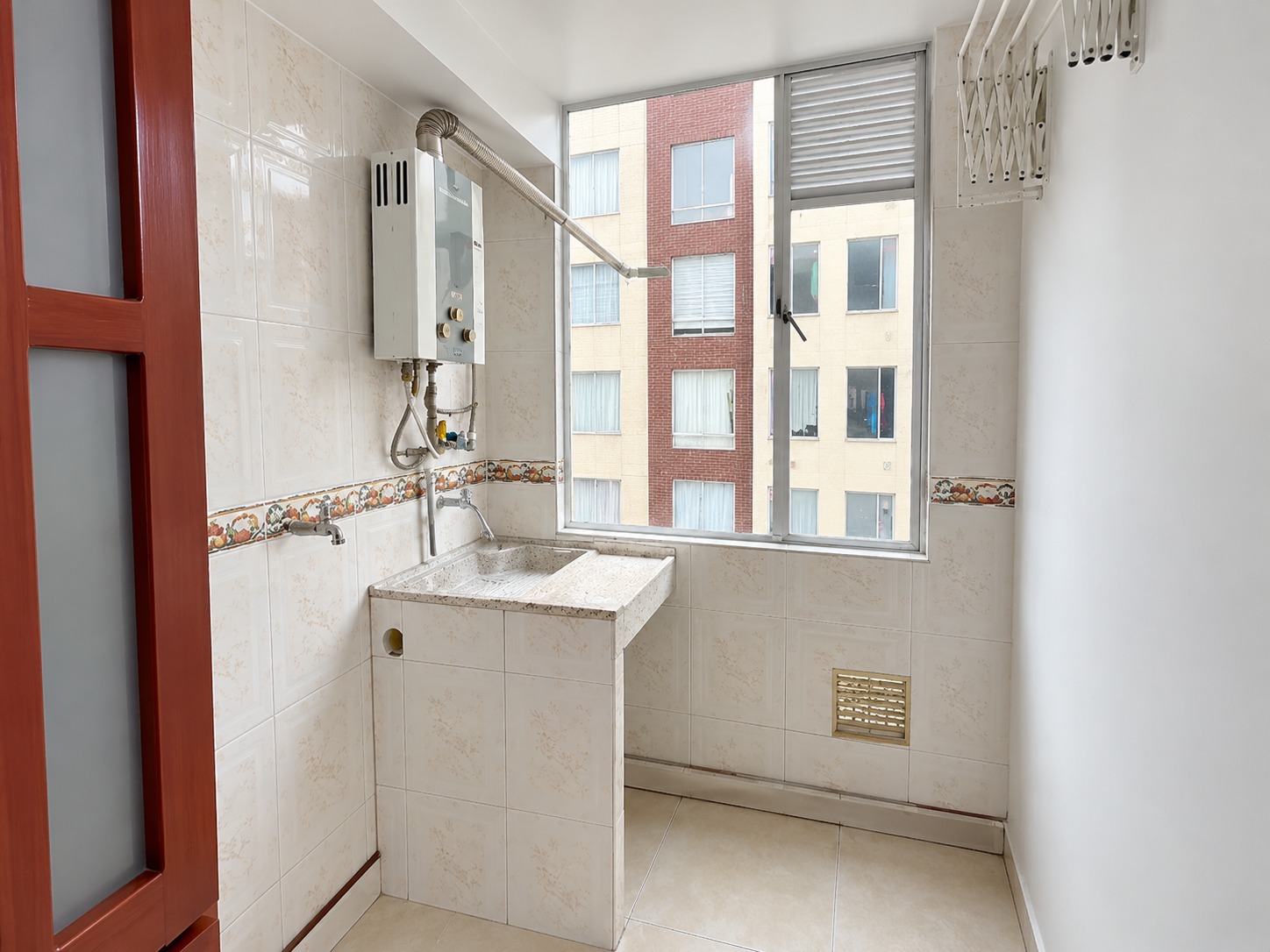 Apartamento en venta en San Jose De Usaquen, Bogotá · foto 4 de 12