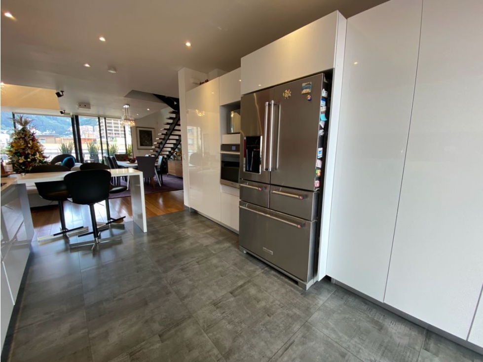 Apartamento en venta en El Chico, Bogotá · foto 3 de 24