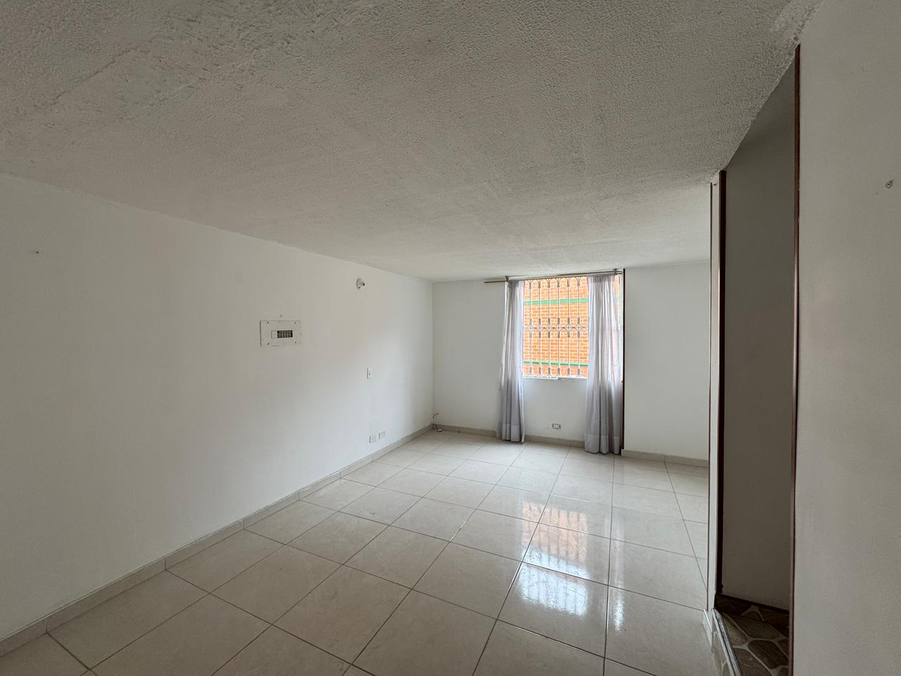 Casa en venta en Pinar De Suba, Bogotá · foto 3 de 12