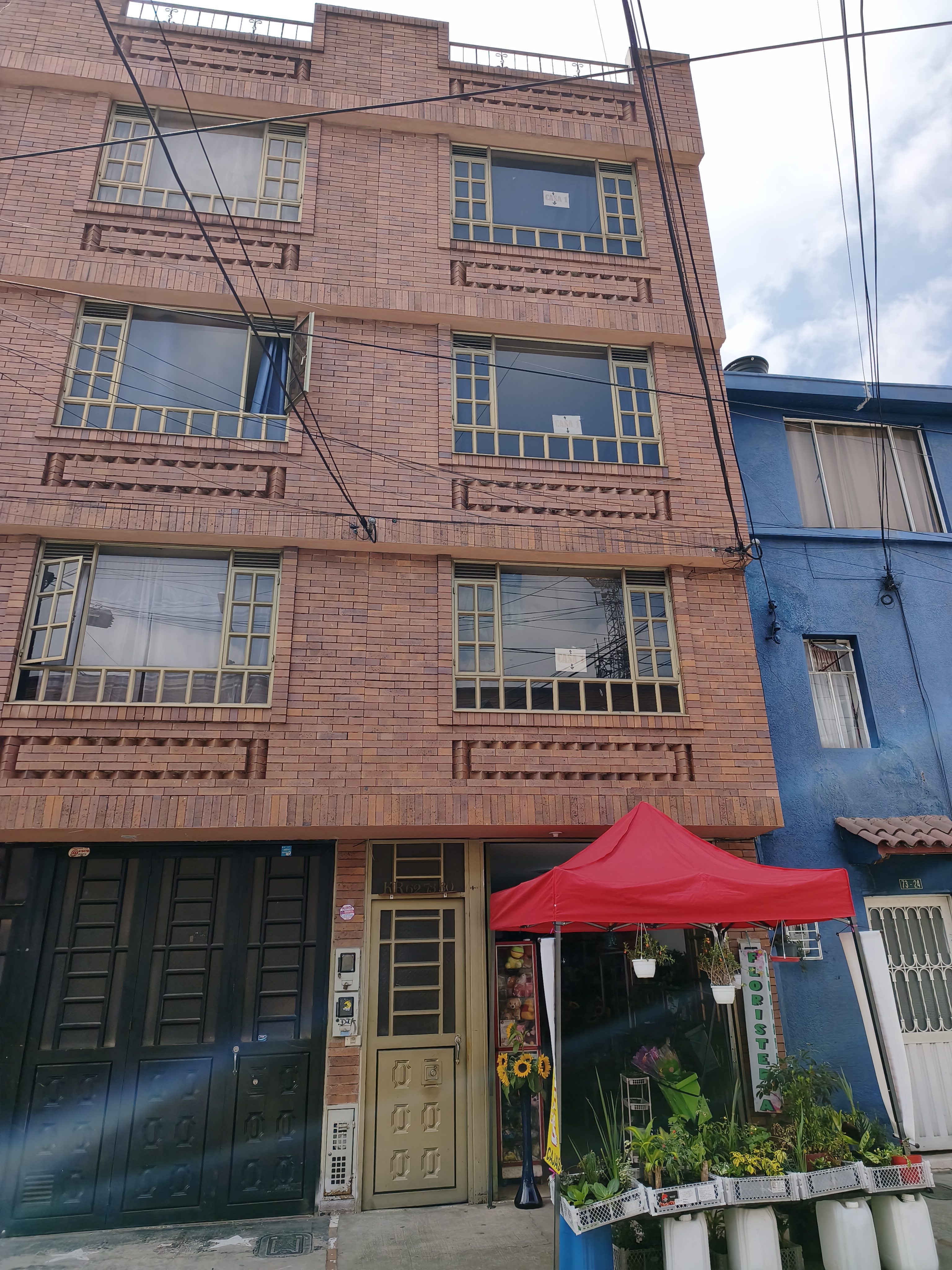 Casa en venta en Barrios Unidos, Bogotá · foto 2 de 22