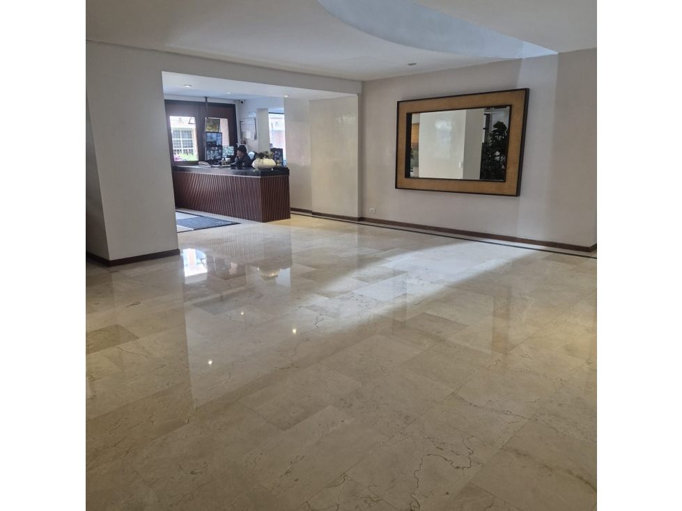 Apartamento en venta en Chicó Alto, Bogotá · foto 3 de 24