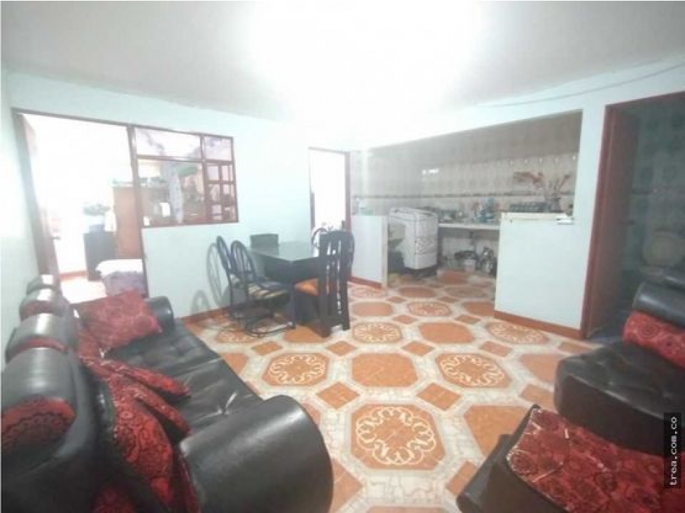 Casa en venta en Gran Britalia, Bogotá · foto 3 de 19