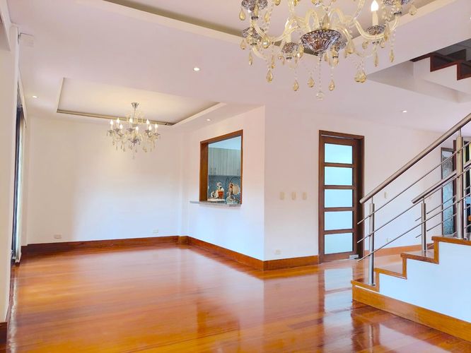 Casa de 4 alcobas en venta en Hacienda San Jose, Chía, 198 m² · foto 2 de 24