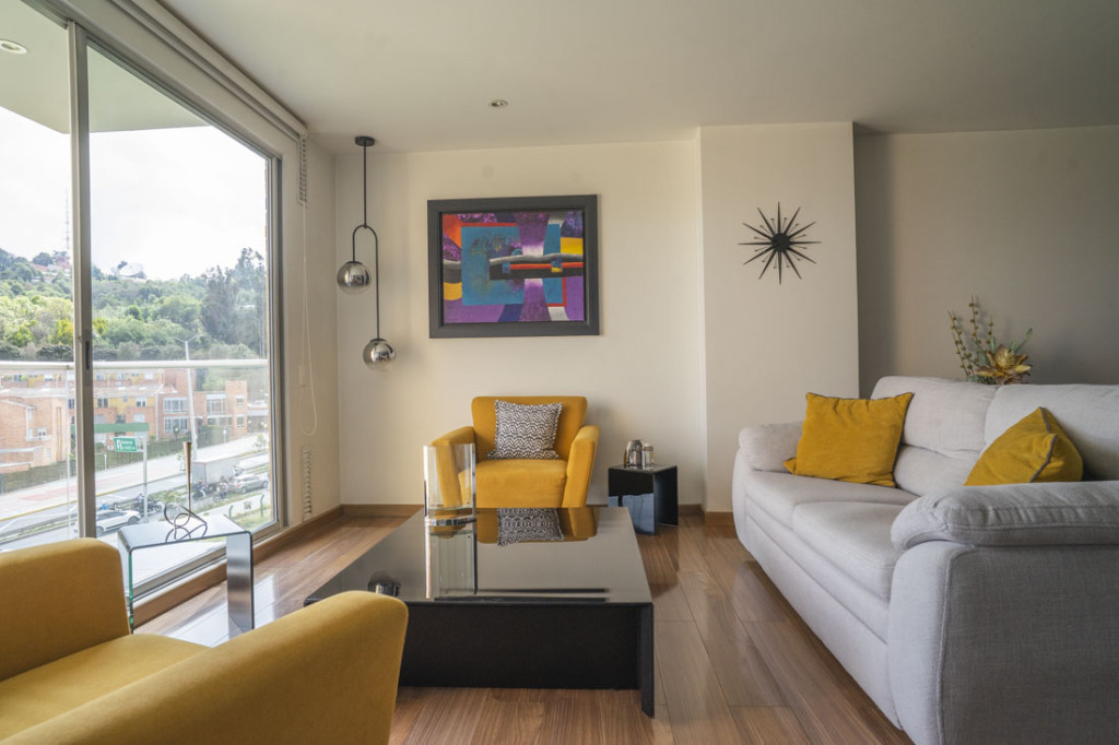 Departamento en venta bajo precio de mercado en Alhambra