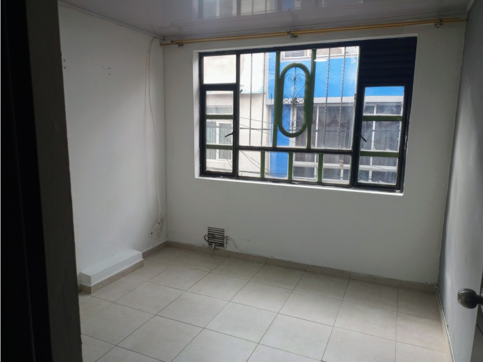 Casa en venta en Fontibon, Bogotá · foto 7 de 18