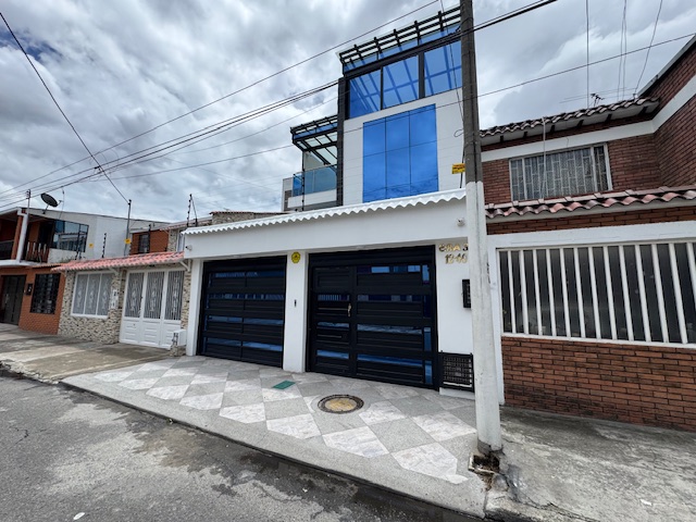 Casa en venta en Ciudad Montes, Bogotá · foto 2 de 24