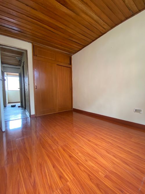 Apartamento de 3 alcobas en venta en Club De Los Lagartos, Bogotá, 51 m² · foto 8 de 11