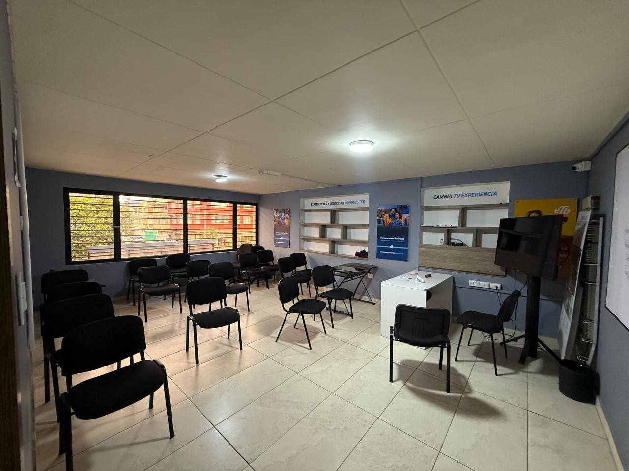 Casa en venta en Santa Isabel, Bogotá · foto 2 de 24