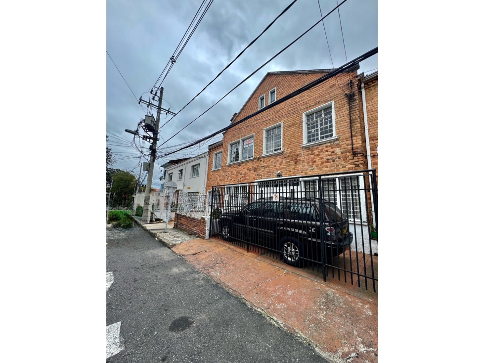 Casa en venta en Chapinero, Bogotá · foto 2 de 24