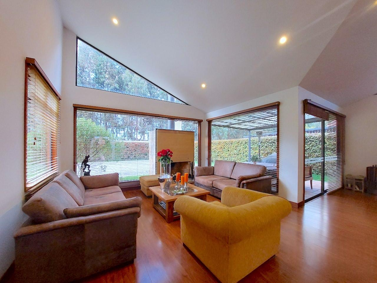 Casa en venta en Calahorra, Cajicá · foto 2 de 24