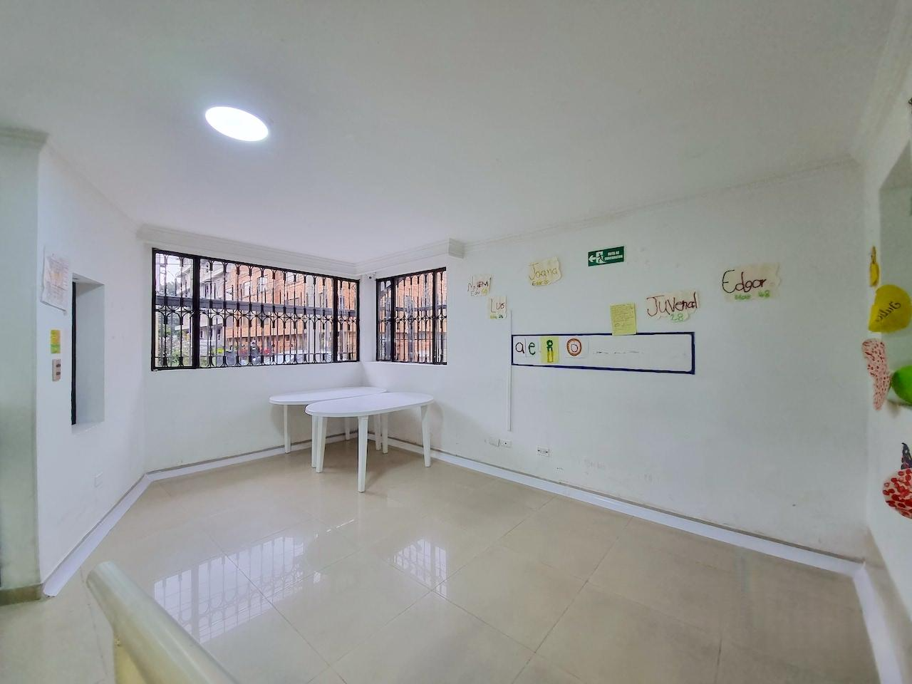 Casa en venta en Engativá, Bogotá · foto 3 de 21