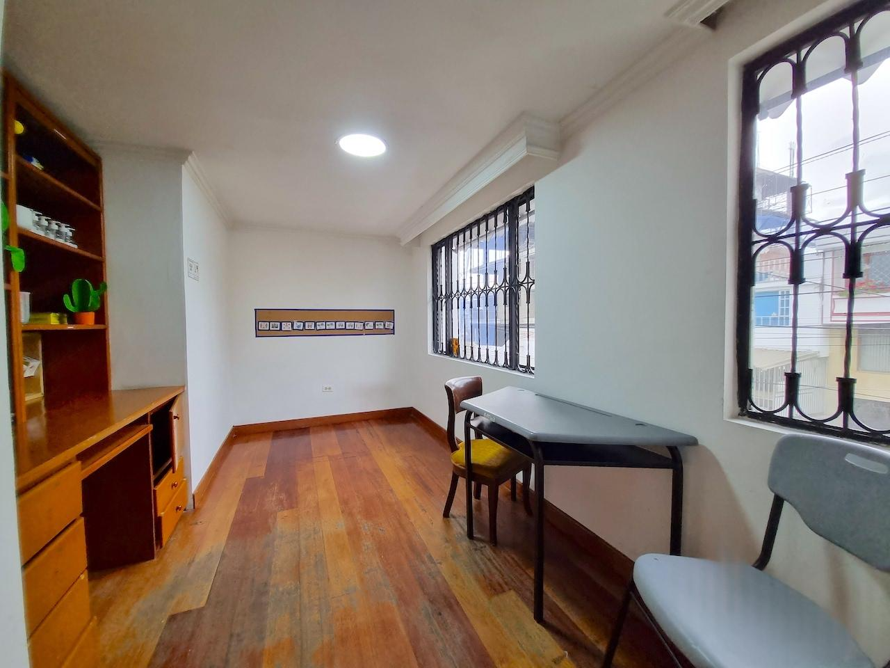 Casa en venta en Engativá, Bogotá · foto 8 de 21