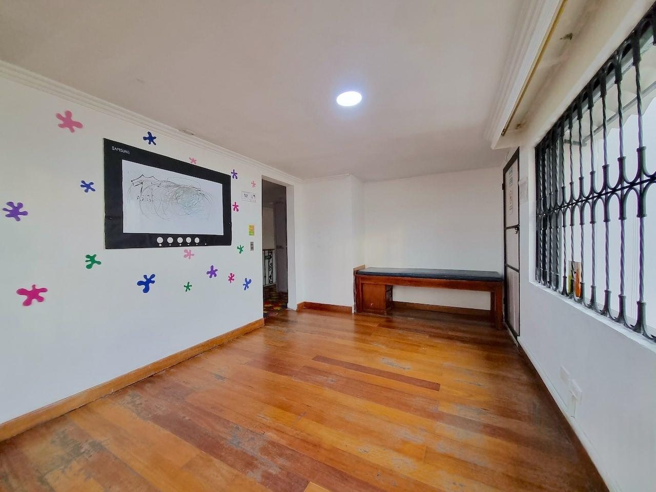 Casa en venta en Engativá, Bogotá · foto 9 de 21