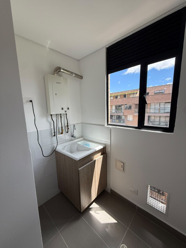 Apartamento en venta en Cantalejo, Bogotá · foto 7 de 22