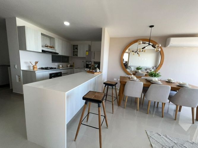 Apartamento de 3 alcobas en venta en Atlántico, 133 m² · foto 2 de 24