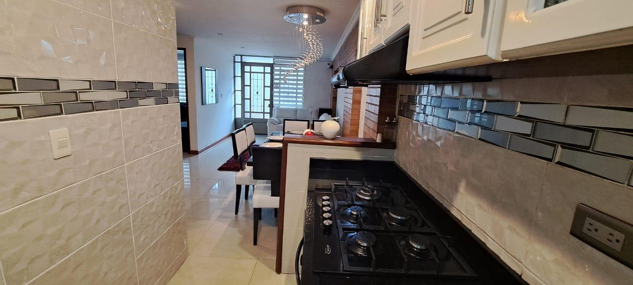 Casa en venta en El Cortijo, Cajicá · foto 6 de 22