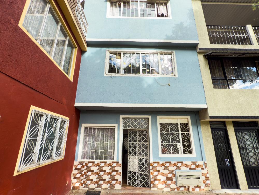 Casa en venta en Provivienda Occidental, Bogotá · foto 2 de 24