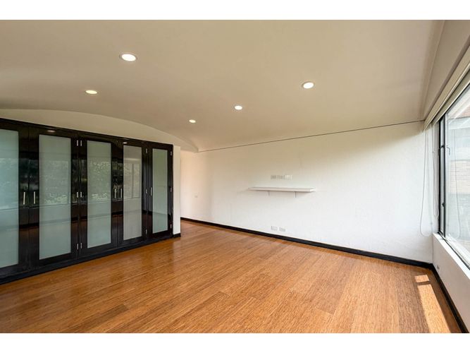 Apartamento de 3 alcobas en venta en Altos De Suba, Bogotá, 280 m² · foto 15 de 20